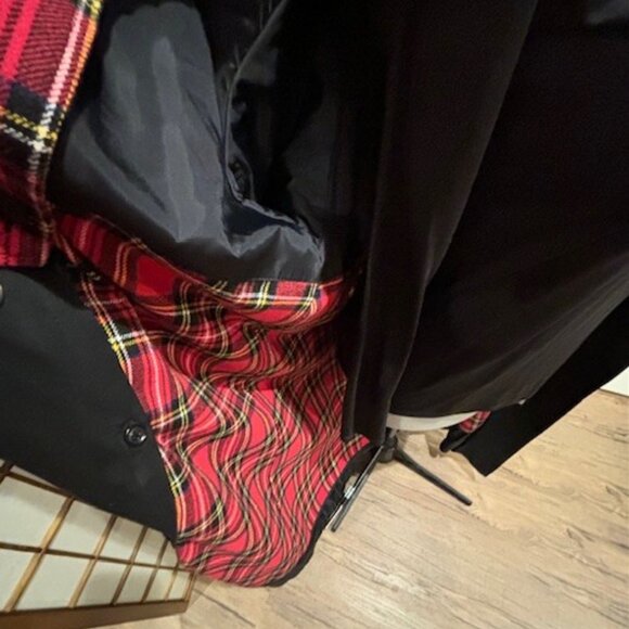 Changeable accents trench coat - Picture 10 of 11